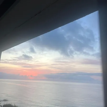 Exceptional Ocean-view *